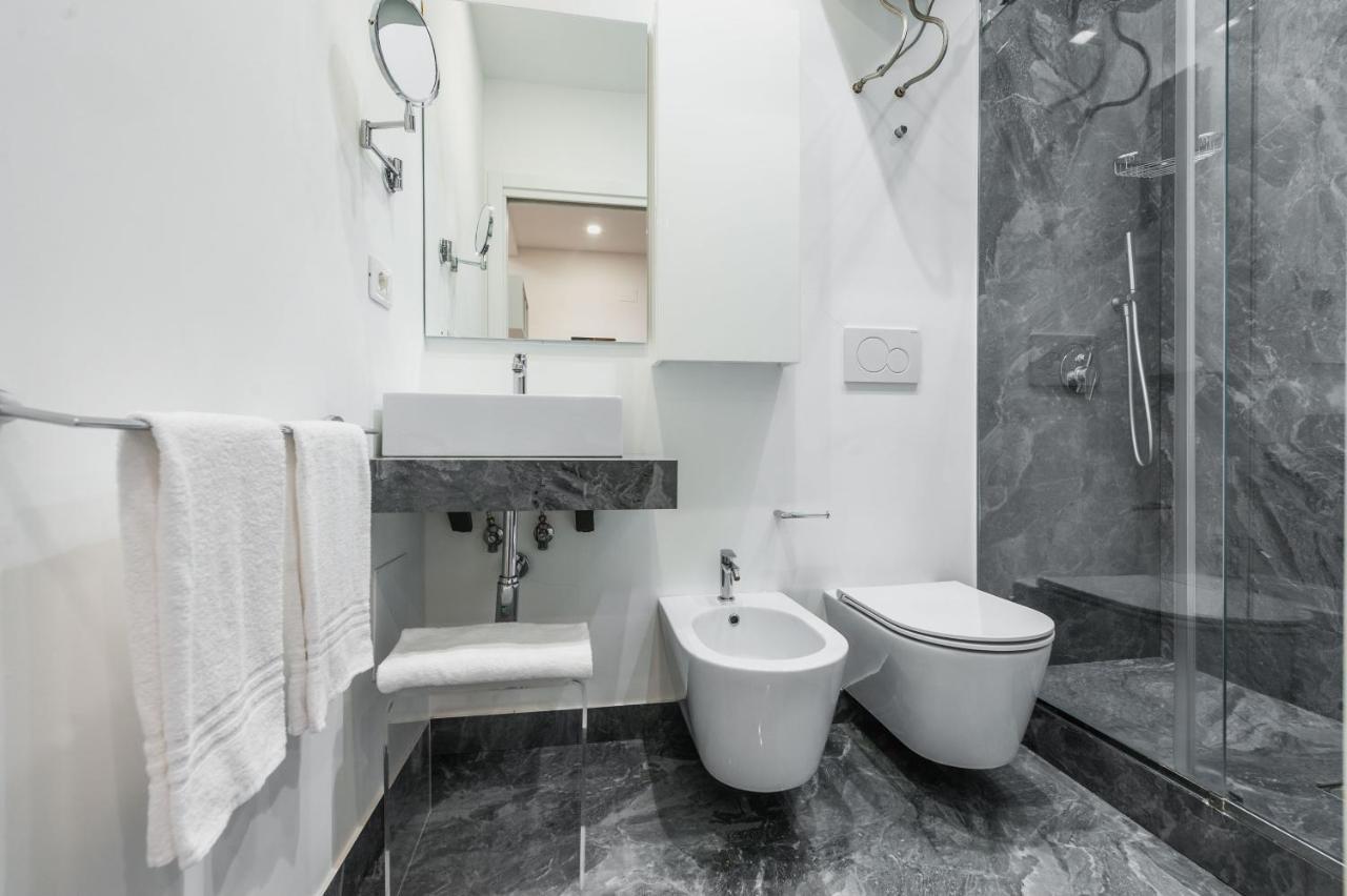 Rg8 Independent Apartment คาตาเนีย ภายนอก รูปภาพ