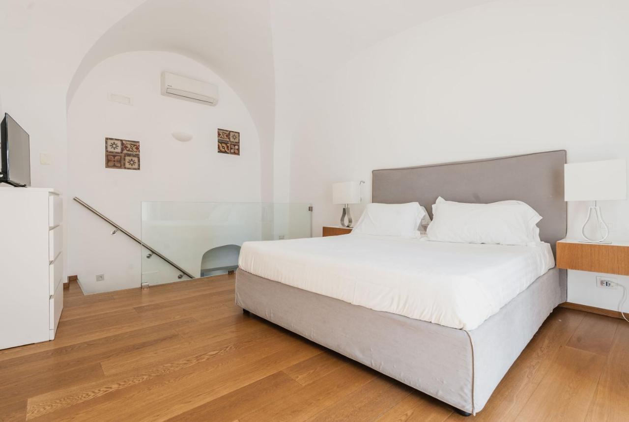 Rg8 Independent Apartment คาตาเนีย ภายนอก รูปภาพ